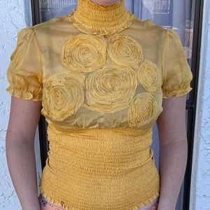 Late 2000s canary sheer high neck Bebe blouse 💛🌻